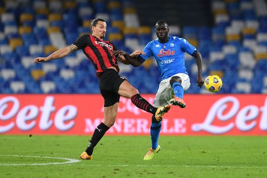 Ibrahimovic e Koulibaly (Getty Images) Ibrahimovic e Koulibaly (Getty Images)