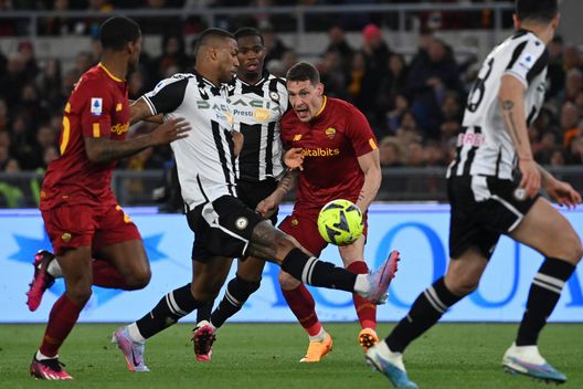 Serie A, la Roma sempre più terza, Mou a +5 sull’Inter: 3-0 rifilato all’Udinese- immagine 2