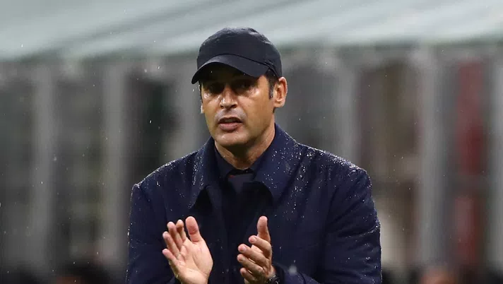Paulo Fonseca (allenatore AS Roma) durante Milan-Roma 3-3 (Serie A 2020-2021) | AC Milan News (Getty Images)