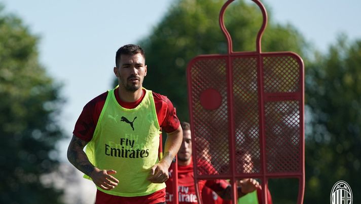 Alessio Romagnoli a Milanello, @acmilan 