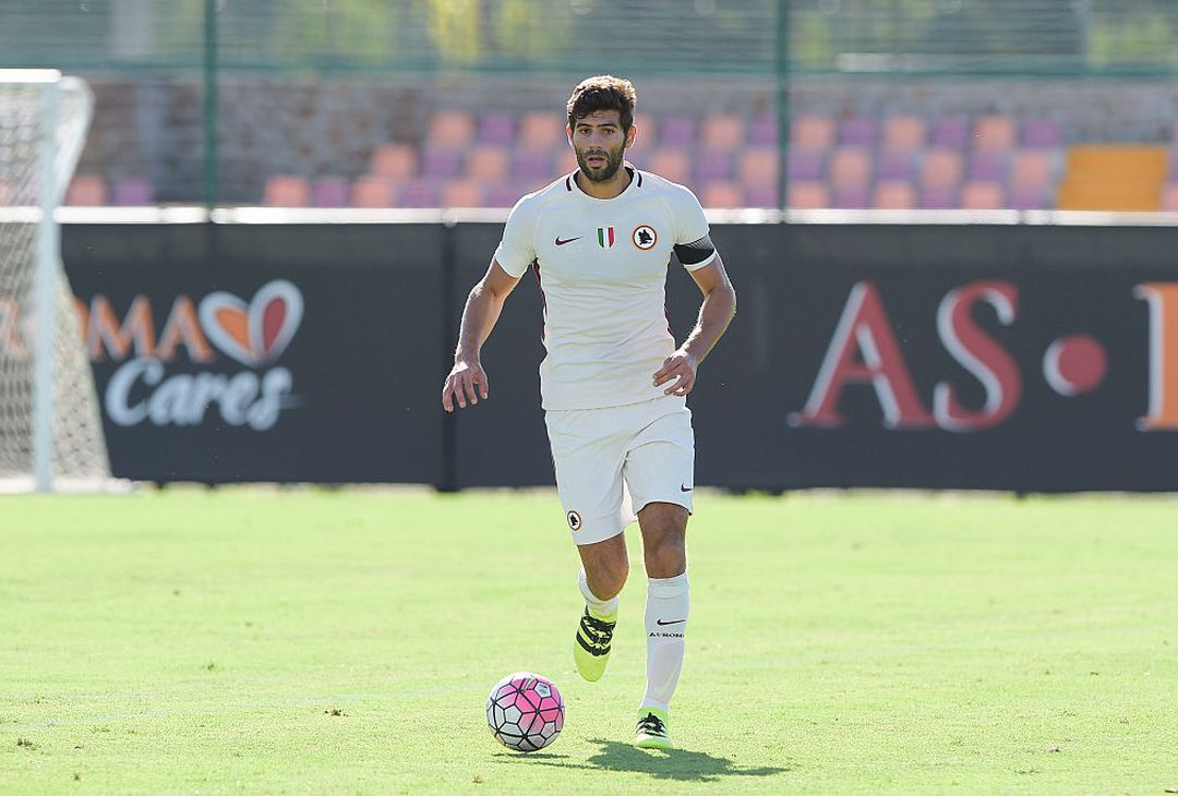  Federico Fazio attends and As Roma training session at Centro Sportivo Fulvio Bernardini on August 6, 2016 in Rome, Italy. 