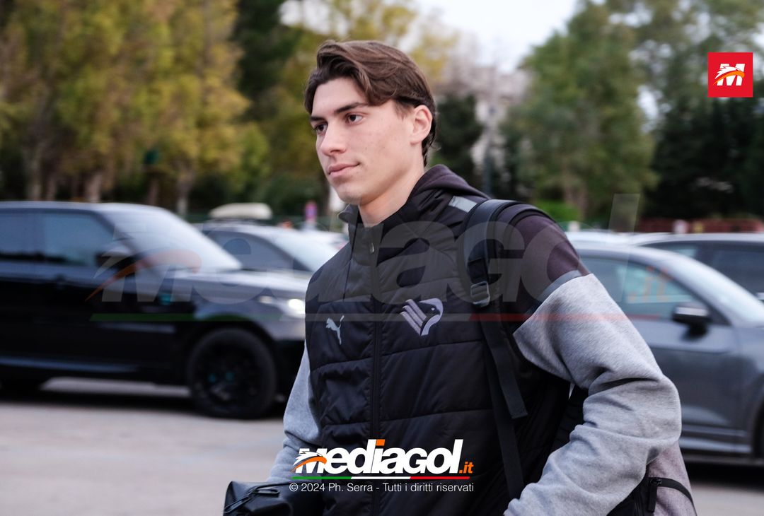 FOTO PALERMO: il Palermo si raduna al parcheggio dell’Ippodromo (GALLERY) - immagine 20