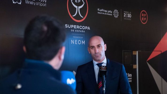 Derby di Siviglia, la Federcalcio spagnola: “Il nostro calcio deve ritrovare serenità” Derby di Siviglia, la Federcalcio spagnola: “Il nostro calcio deve ritrovare serenità” - immagine 1