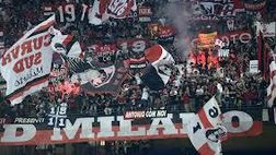 A CATANIA I TIFOSI ROSSONERI SOSTENGONO GALLIANI