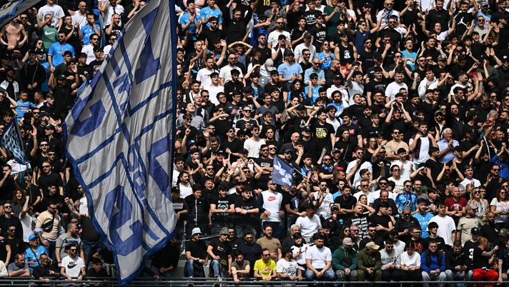 Un silenzio che fa rumore, contestazione da brividi a Monza: la ricostruzione - immagine 1