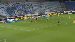 VIDEO Serie A, Cagliari-Parma 4-3 da impazzire: due gol nel recupero e i sardi rimontano i gialloblu