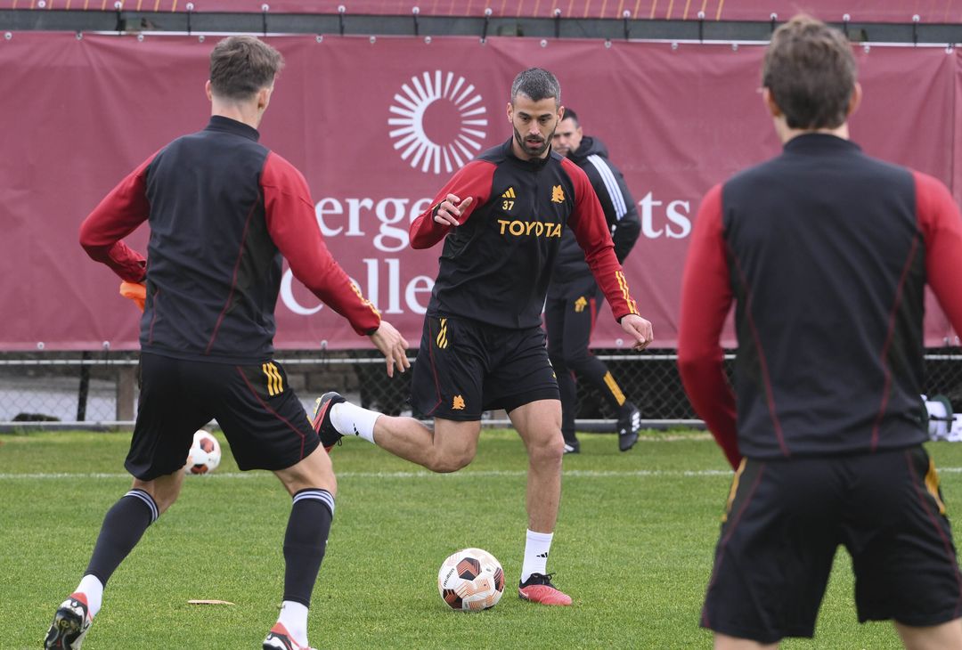 Roma in campo dopo il ko contro l’Inter: nel mirino c’è il Feyenoord – FOTOGALLERY - immagine 22