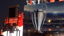 UEFA Champions League Trophy Tour: a Napoli con Zola – FOTOGALLERY