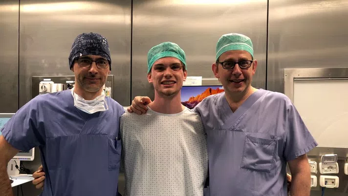 Nella foto, da sinistra: il dottor Dino Panero, Federico Giraudo e il dottor Giorgio Pivato.