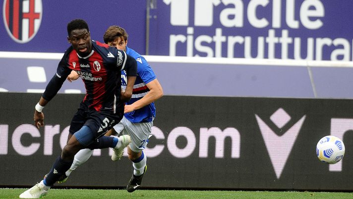 BOLOGNA, ITALY - MARCH 14: Adama Soumaoro of Bologna FC in action uring the Serie A match between Bologna FC  and UC Sampdoria at Stadio Renato Dall'Ara on March 14, 2021 in Bologna, Italy. (Photo by Mario Carlini / Iguana Press/Getty Images) 