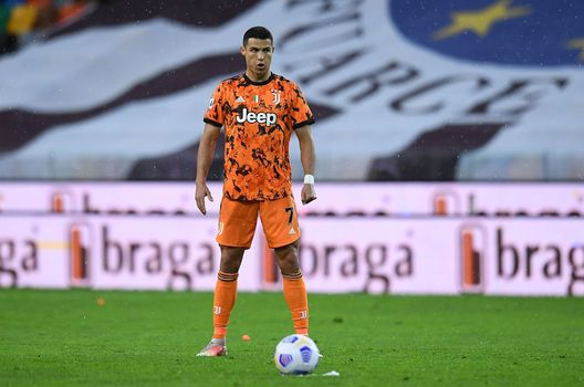 Cristiano Ronaldo Cristiano Ronaldo