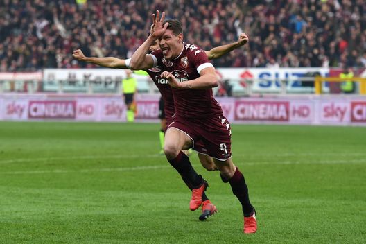 TURIN, ITALY - DECEMBER 11: Andrea Belotti of FC Torino celebrates after scoring the opening goal during the Serie A match between FC Torino and Juventus FC at Stadio Olimpico di Torino on December 11, 2016 in Turin, Italy. (Photo by Valerio Pennicino/Getty Images) TURIN, ITALY - DECEMBER 11: Andrea Belotti of FC Torino celebrates after scoring the opening goal during the Serie A match between FC Torino and Juventus FC at Stadio Olimpico di Torino on December 11, 2016 in Turin, Italy. (Photo by Valerio Pennicino/Getty Images)