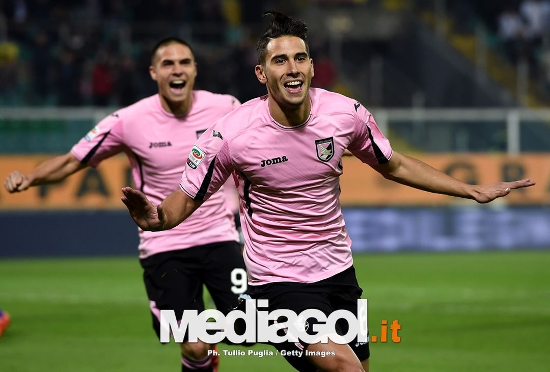  Edoardo Goldaniga esulta con Uros Djurdjevic dopo il gol segnato al Frosinone 