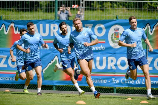 La Lazio in allenamento La Lazio in allenamento