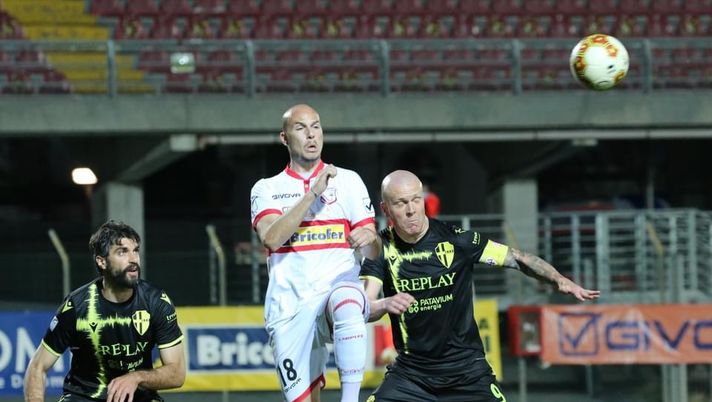 Hallfredsson per il momento dice no al Sona, sondaggio del Legnago