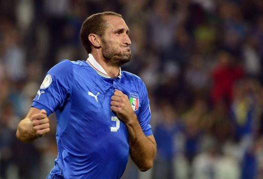  Giorgio Chiellini dopo un gol in Nazionale fonte foto www.melty.it/ 