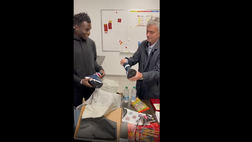 VIDEO Roma, la promessa di Mourinho: regalo ad Afena-Gyan dopo la doppietta al Genoa