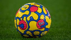 Premier League, ha già debuttato il nuovo pallone che si ispira ai supereroi