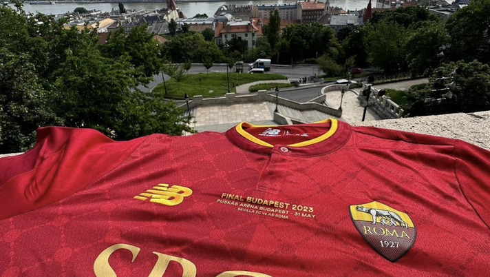 Roma, oggi è la viglia della finale. Il club sui social: “Buongiorno da Budapest” - immagine 1