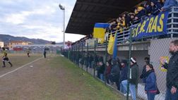 L’onda lunga del derby aretino: fra striscioni, interrogatori, Daspo e proteste…