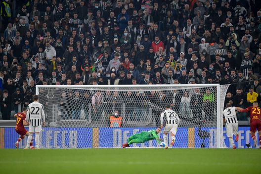 (Photo by Daniele Badolato - Juventus FC/Juventus FC via Getty Images ) (Photo by Daniele Badolato - Juventus FC/Juventus FC via Getty Images )