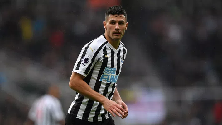 Newcastle, Fabian Schar, Getty Images