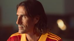 Derby, lo spot girato per la nuova divisa: Delvecchio fa un salto nel passato