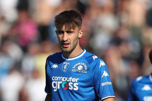 EMPOLI, ITALY - OCTOBER 17: Mattia Viti of Empoli FC reacts during the Serie A match between Empoli FC and Atalanta BC at Stadio Carlo Castellani on October 17, 2021 in Empoli, Italy. (Photo by Gabriele Maltinti/Getty Images) VN – Arrivano conferme: la Fiorentina torna a pensare a Viti- immagine 2