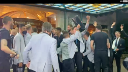 VIDEO Italia, gli Azzurri in hotel danno spettacolo: “Notti magiche”