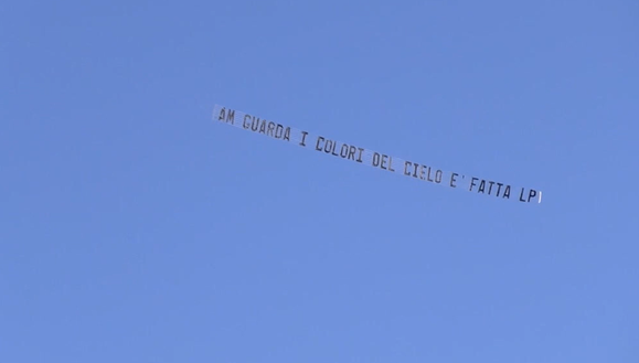 GF Vip, Pellegrini invia un aereo per Maestrelli: il messaggio del calciatore- immagine 2