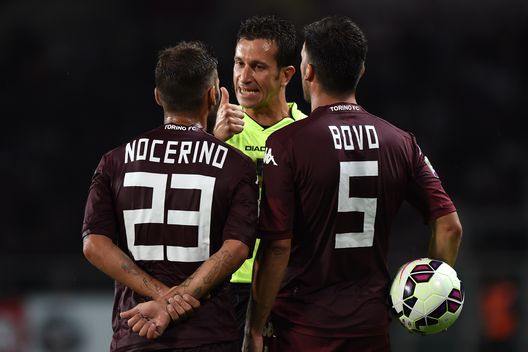 TURIN, ITALY - AUGUST 31: Referee Daniele Doveri (C) reacts to Antonio Nocerino (L) of Torino FC during the Serie A match between Torino FC and FC Internazionale Milano at Stadio Olimpico di Torino on August 31, 2014 in Turin, Italy. (Photo by Valerio Pennicino/Getty Images) TURIN, ITALY - AUGUST 31: Referee Daniele Doveri (C) reacts to Antonio Nocerino (L) of Torino FC during the Serie A match between Torino FC and FC Internazionale Milano at Stadio Olimpico di Torino on August 31, 2014 in Turin, Italy. (Photo by Valerio Pennicino/Getty Images)