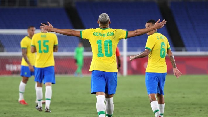 YOKOHAMA, JAPAN - JULY 22: Richarlison #10 of Team Brazil celebrates after scoring their side's third goal during the Men's First Round Group D match between Brazil and Germany during the Tokyo 2020 Olympic Games at International Stadium Yokohama on July 22, 2021 in Yokohama, Tokyo, Japan. (Photo by Toru Hanai/Getty Images) YOKOHAMA, JAPAN - JULY 22: Richarlison #10 of Team Brazil celebrates after scoring their side's third goal during the Men's First Round Group D match between Brazil and Germany during the Tokyo 2020 Olympic Games at International Stadium Yokohama on July 22, 2021 in Yokohama, Tokyo, Japan. (Photo by Toru Hanai/Getty Images)