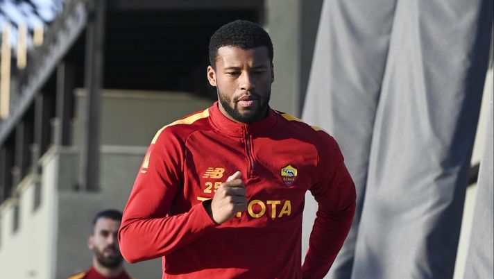Roma, allenamento alla vigilia dell’Empoli: c’è Wijnaldum. Presente anche Oliveras - immagine 1