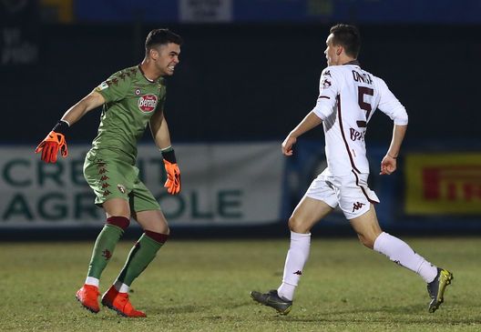 SESTO SAN GIOVANNI, ITALY - FEBRUARY 20: Mihael Alexandru Onisa (R) of Torino FC celebrates with his team-mate Luca Gemello (L) after scoring the opening goal during the Supercoppa Primavera match between FC Internazionale U19 and Torino FC U19 at Stadio Breda on February 20, 2019 in Sesto San Giovanni, Italy. (Photo by Marco Luzzani/Getty Images for Lega Serie A) Juric nel pre: “C’è chi ha 2 allenamenti in 20 giorni. Gemello? Dia il massimo”- immagine 2