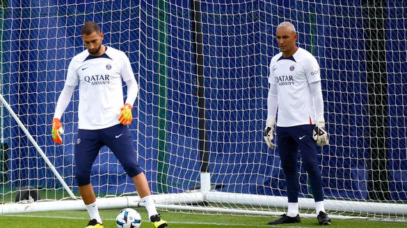 Psg, l’allarme del campione del mondo Petit: “Donnarumma non migliora…”- immagine 3