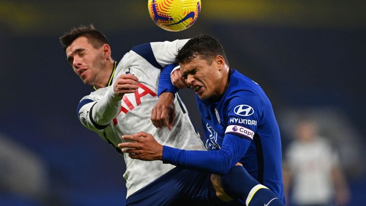 LONDON, ENGLAND - NOVEMBER 29: Thiago Silva of Chelsea and Giovani Lo Celso of Tottenham Hotspur battle for the ball during the Premier League match between Chelsea and Tottenham Hotspur at Stamford Bridge on November 29, 2020 in London, England. Sporting stadiums around the UK remain under strict restrictions due to the Coronavirus Pandemic as Government social distancing laws prohibit fans inside venues resulting in games being played behind closed doors. (Photo by Justin Tallis - Pool/Getty Images) LONDON, ENGLAND - NOVEMBER 29: Thiago Silva of Chelsea and Giovani Lo Celso of Tottenham Hotspur battle for the ball during the Premier League match between Chelsea and Tottenham Hotspur at Stamford Bridge on November 29, 2020 in London, England. Sporting stadiums around the UK remain under strict restrictions due to the Coronavirus Pandemic as Government social distancing laws prohibit fans inside venues resulting in games being played behind closed doors. (Photo by Justin Tallis - Pool/Getty Images)