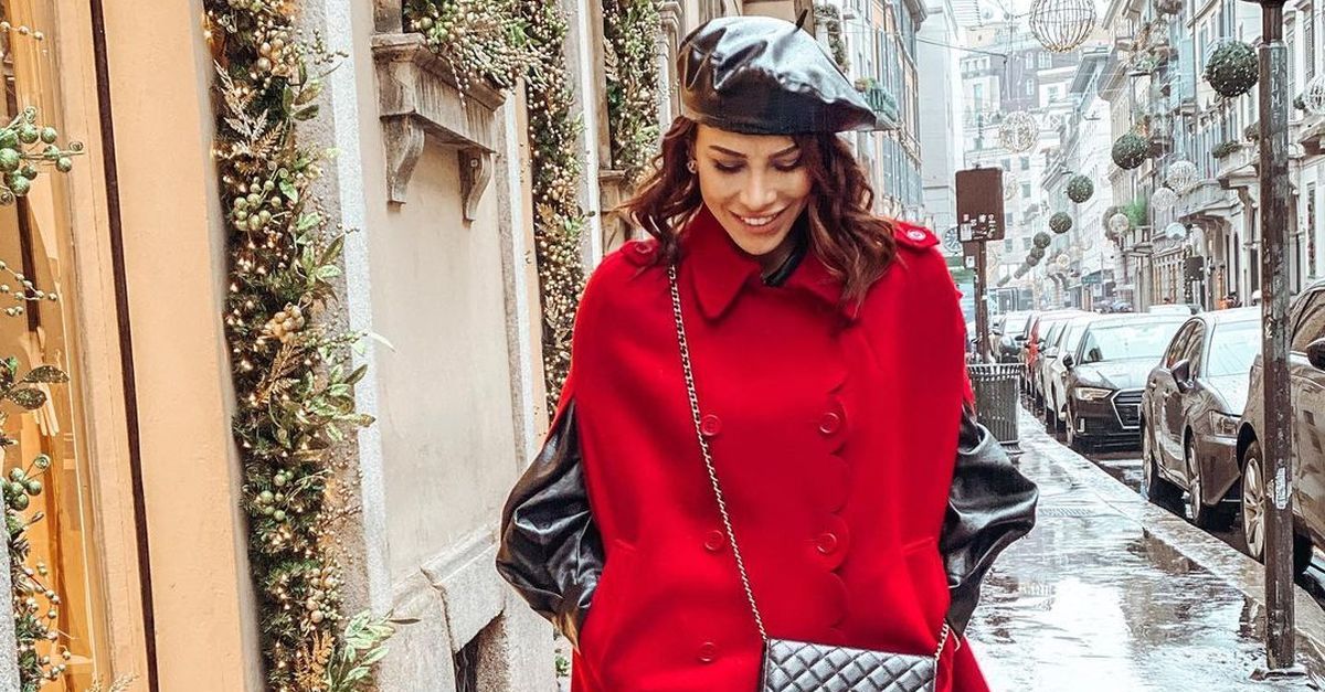 Enza De Cristofaro, sensualità tra le vie di Milano lady D’Ambrosio in