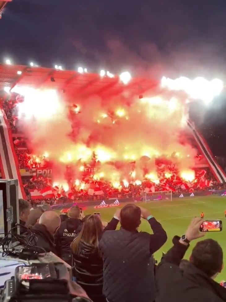 Derby vallone: tifosi Charleroi, topi morti lanciati contro la curva Standard Liegi- immagine 3