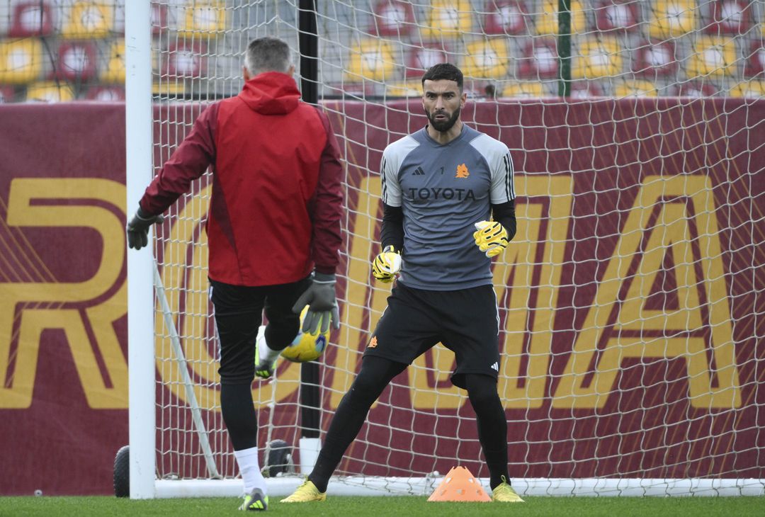 Roma, a Trigoria il primo allenamento del 2024: c’è Kumbulla  – FOTOGALLERY - immagine 12