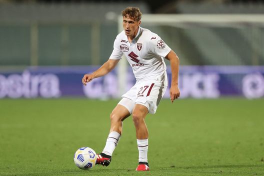 FLORENCE, ITALY - SEPTEMBER 19: Mercim Vojvoda of Torino FC in action during the Serie A match between ACF Fiorentina and Torino FC at Stadio Artemio Franchi on September 19, 2020 in Florence, Italy. (Photo by Gabriele Maltinti/Getty Images) FLORENCE, ITALY - SEPTEMBER 19: Mercim Vojvoda of Torino FC in action during the Serie A match between ACF Fiorentina and Torino FC at Stadio Artemio Franchi on September 19, 2020 in Florence, Italy. (Photo by Gabriele Maltinti/Getty Images)