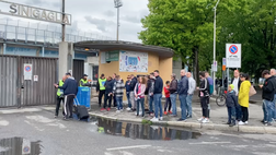 VIDEO Como-Palermo, sold out al “Sinigaglia”: tifosi rosanero in coda