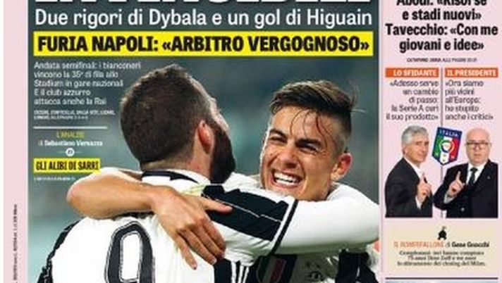 Prima Pagina, La Gazzetta dello Sport: “Invincibili, 3-1 della Juve. Furia Napoli. Balla Belotti balla” 
