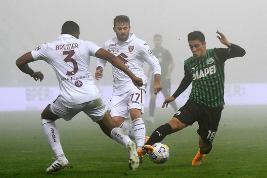 (Photo by Alessandro Sabattini/Getty Images) Petagna al Torino per arrivare a Bremer? Le possibili mosse del Napoli- immagine 2