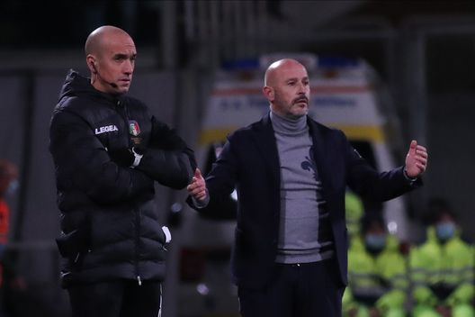 GERMOGLI PH: 15 DICEMBRE 2021 FIRENZE STADIO ARTEMIO FRANCHI PARTITA COPPA ITALIA 2021 2022 FIORENTINA VS BENEVENTO VINCENZO ITALIANO © FOTOCRONACHE GERMOGLI GERMOGLI PH: 15 DICEMBRE 2021 FIRENZE STADIO ARTEMIO FRANCHI PARTITA COPPA ITALIA 2021 2022 FIORENTINA VS BENEVENTO VINCENZO ITALIANO © FOTOCRONACHE GERMOGLI