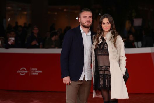 ROME, ITALY - NOVEMBER 03: Ciro Immobile and Jessica Melena walk a red carpet for 'Borg McEnroe' during the 12th Rome Film Fest at Auditorium Parco Della Musica on November 3, 2017 in Rome, Italy. (Photo by Vittorio Zunino Celotto/Getty Images) ROME, ITALY - NOVEMBER 03: Ciro Immobile and Jessica Melena walk a red carpet for 'Borg McEnroe' during the 12th Rome Film Fest at Auditorium Parco Della Musica on November 3, 2017 in Rome, Italy. (Photo by Vittorio Zunino Celotto/Getty Images)