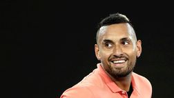 Coronavirus, Kyrgios: “Hai fame? Chiama, ti porto il pane a casa. Non aver paura o…”