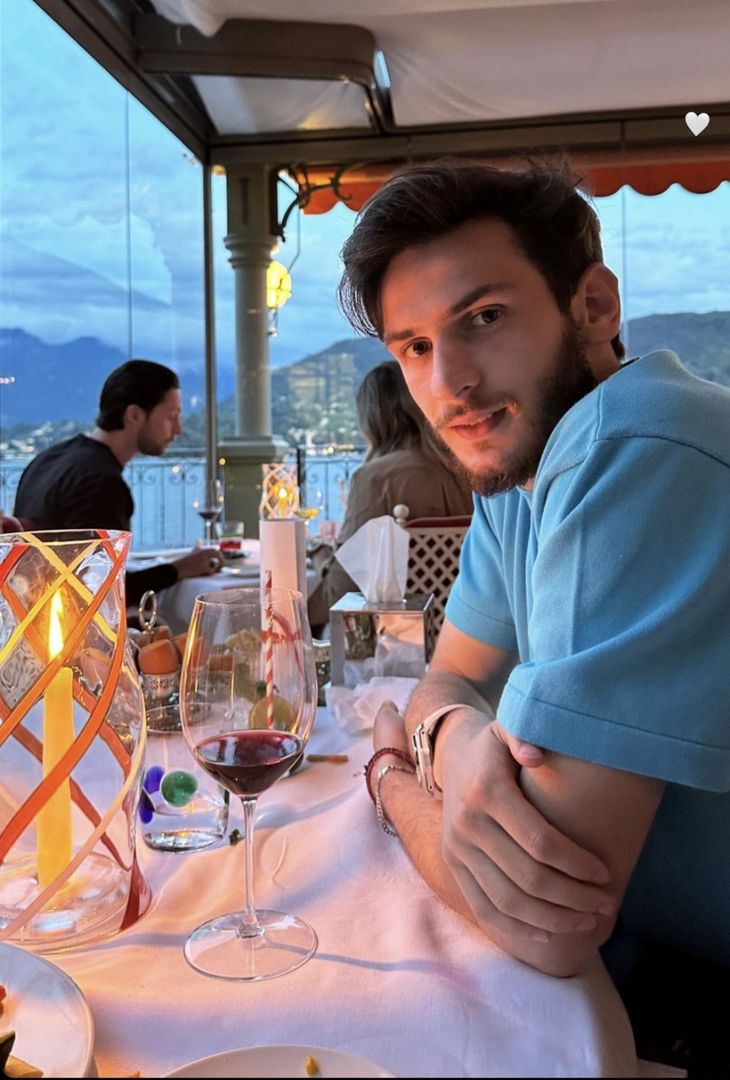 GALLERY Kvaratskhelia raggiunge la fidanzata sul Lago di Como dopo il Monza - immagine 6