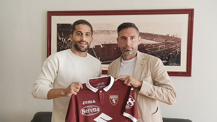Foto Fabio Ferrari - LaPresse
18 Agosto 2020 Torino (Italia)
Sport
ESCLUSIVA TORINO FC
Ricardo Rodríguez, nuovo giocatore del Torino Fc
Nella foto: Ricardo Rodríguez con Davide Vagnati
Photo Fabio Ferrari - LaPresse
August 18, 2020 Turin (Italy)
Sport
EXCLUSIVE TORINO FC
Ricardo Rodríguez, new player of Torino Fc
In the pic: Ricardo Rodríguez and Davide Vagnati Foto Fabio Ferrari - LaPresse
18 Agosto 2020 Torino (Italia)
Sport
ESCLUSIVA TORINO FC
Ricardo Rodríguez, nuovo giocatore del Torino Fc
Nella foto: Ricardo Rodríguez con Davide Vagnati
Photo Fabio Ferrari - LaPresse
August 18, 2020 Turin (Italy)
Sport
EXCLUSIVE TORINO FC
Ricardo Rodríguez, new player of Torino Fc
In the pic: Ricardo Rodríguez and Davide Vagnati