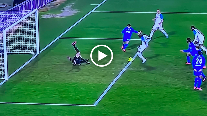 VIDEO Empoli-Napoli 0-2, Osimhen è il più lesto dopo la ribattuta di Vicario su Kvaratskhelia - immagine 1