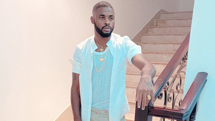 Alex Song - Profilo IG 17alexsong 